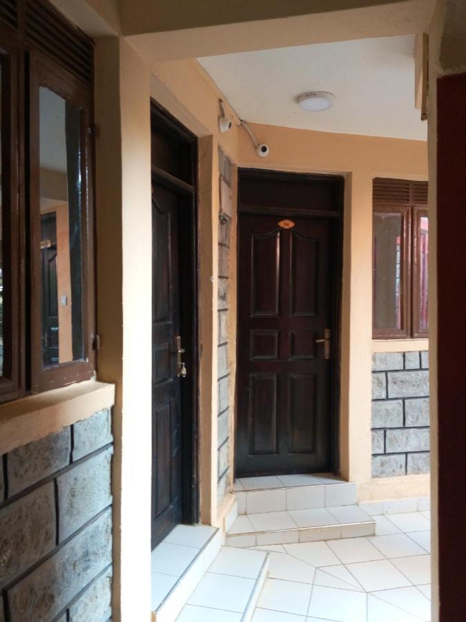 Beach View Hotel - Кисуму Екстериор снимка
